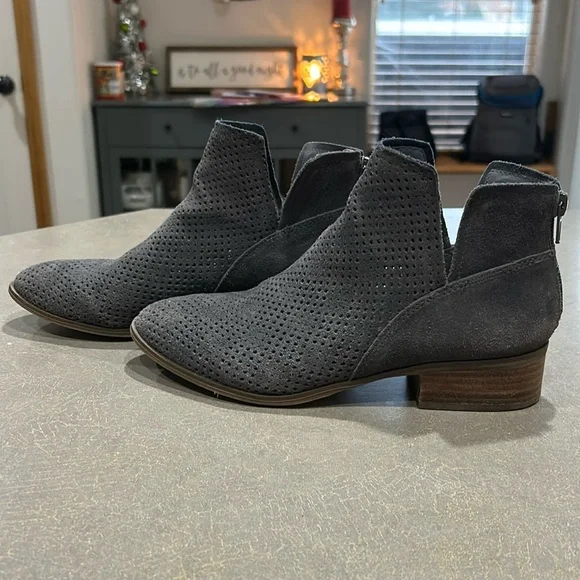 Crown Vintage Rumble Gray Perforated Leather Suede Bootie - Picture 1 of 6